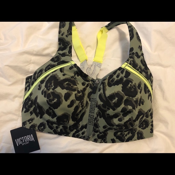 Victoria’s Secret Sport bra NWT